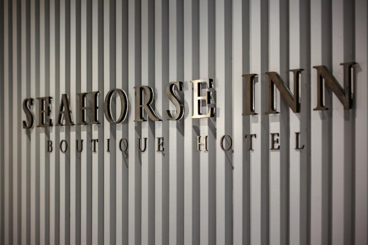 Seahorse Inn Eden Bagian luar foto